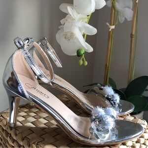 Hearts Collection Silver Floral Embellished Heels